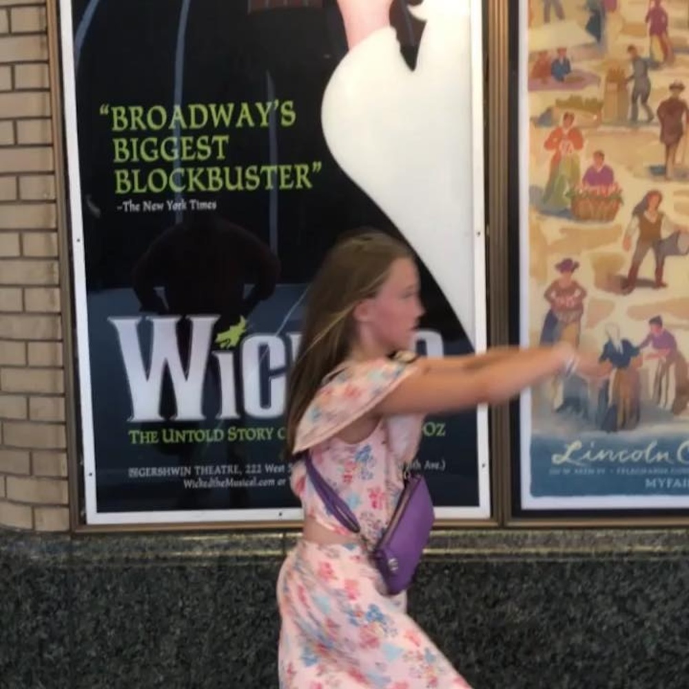 Meet your Posher, Elizabeth